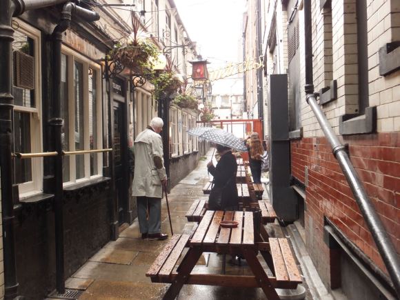 Whitelocks, est. 1715, 28/5/13
