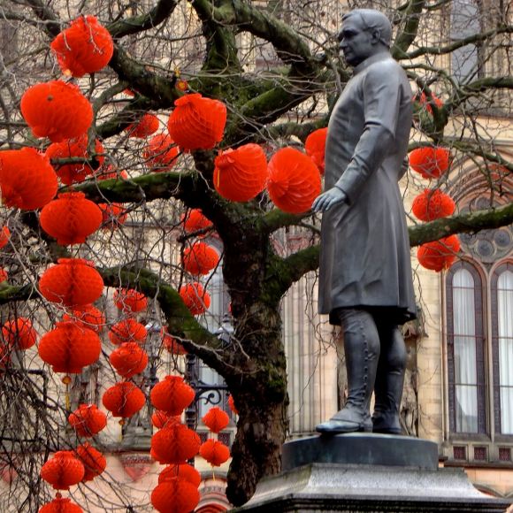 Fraser and balloons, 9/2/15