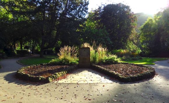 War memorial, 12/10/15