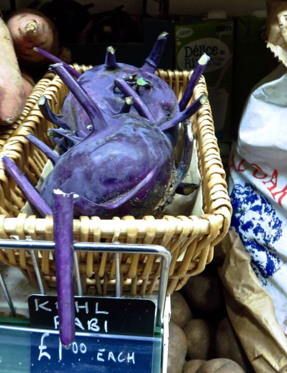 Alien kohl rabi, 12/12/15