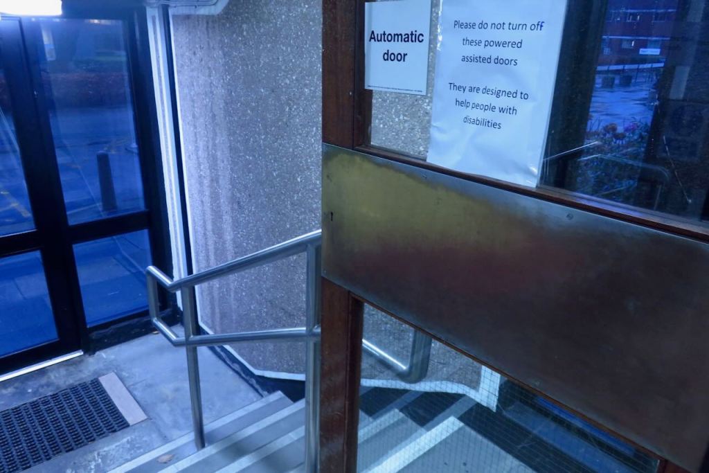 Unhelpful door, 12/1/17