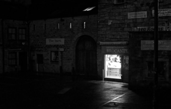 Early shop window, 27/11/17