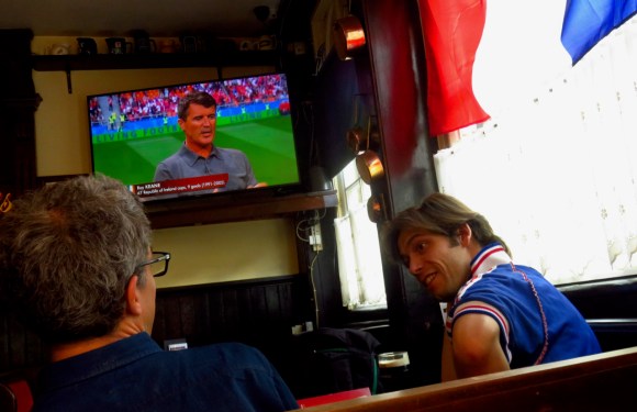 French fans, McGlynns, 21/6/18