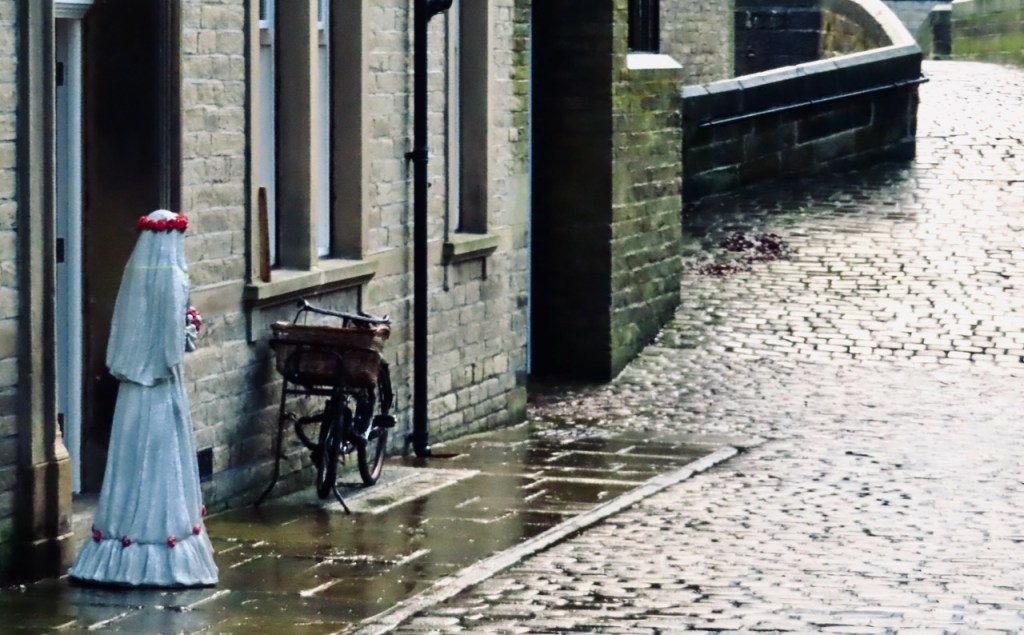 Bride by bridge, 9/1/22