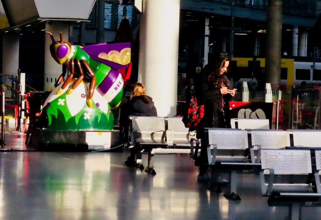 The Victoria bee, 9/3/22