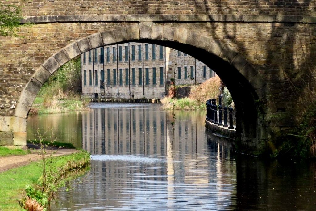 Rochdale Canal at Smithy Brige, 16/4/22