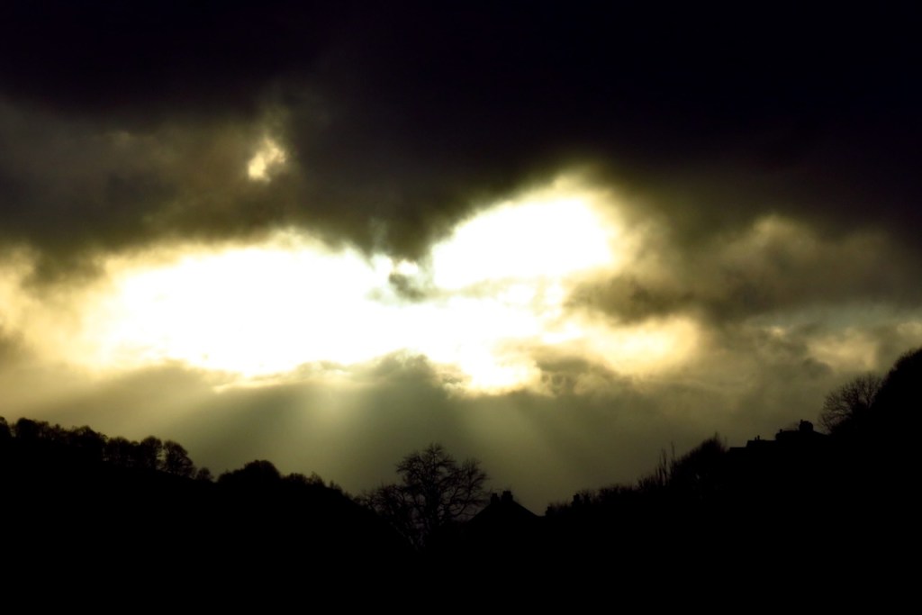 Cloud rupture, 22/2/16