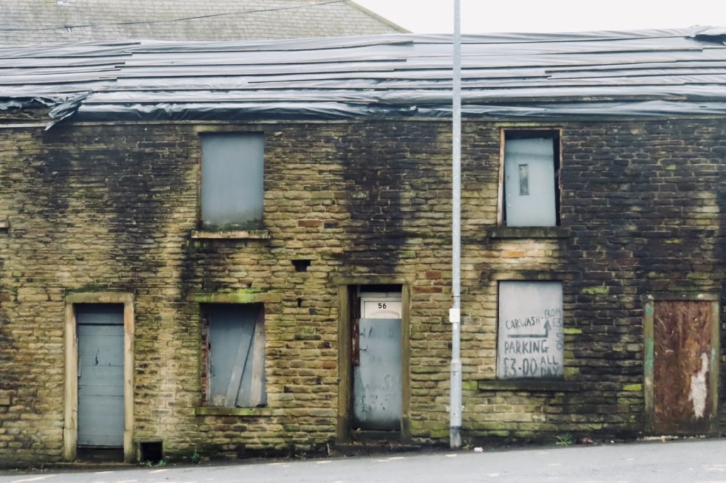 Hopwood Lane, Halifax, 16/3/23