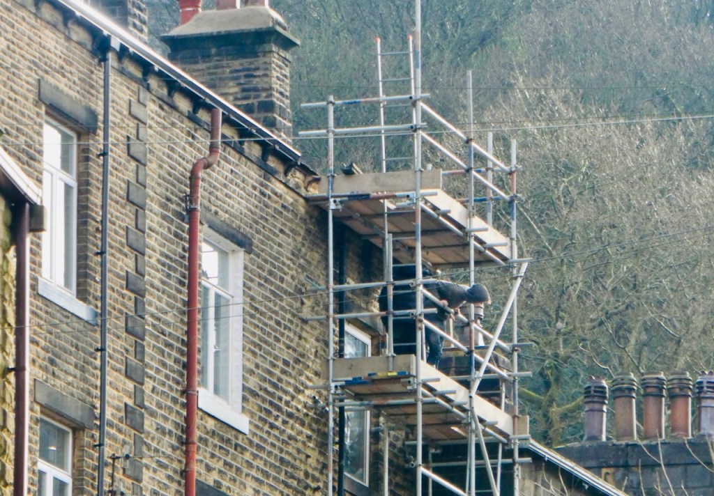 Roofer at work, 20/2/24