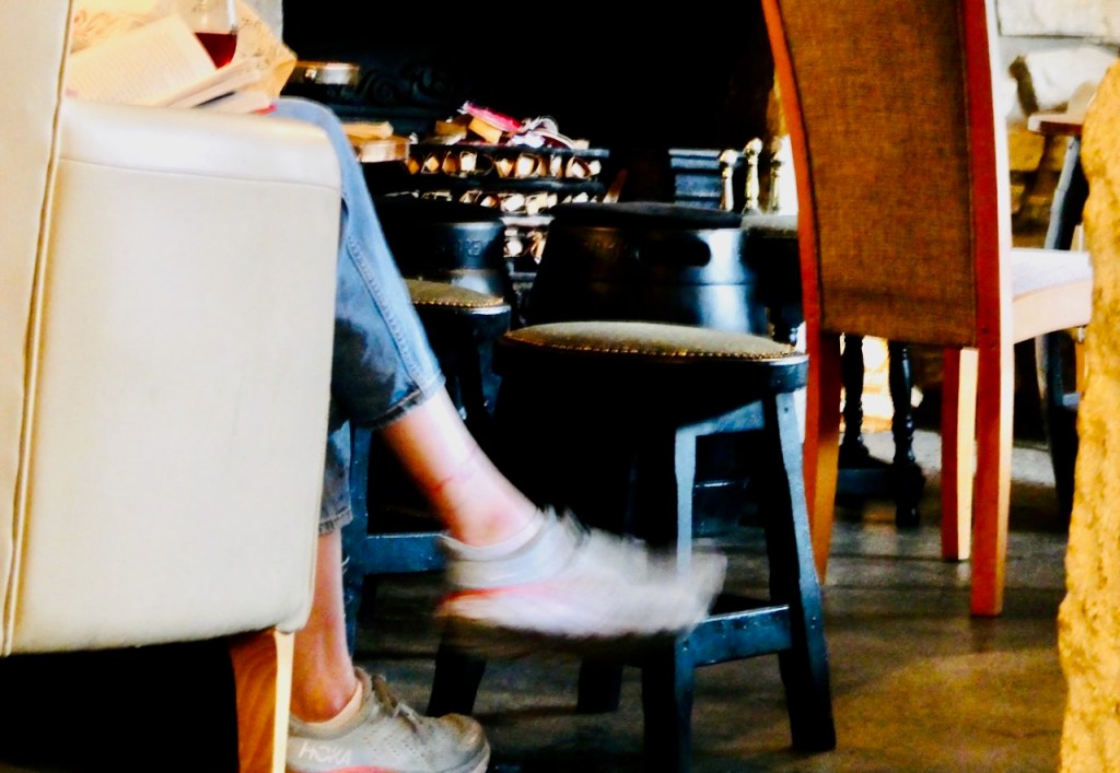 Feet tapping, Railway, 10/9/25