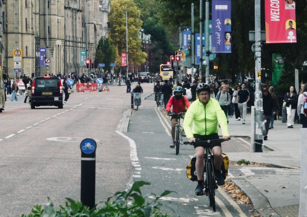 Busy Oxford Road, 2/10/25