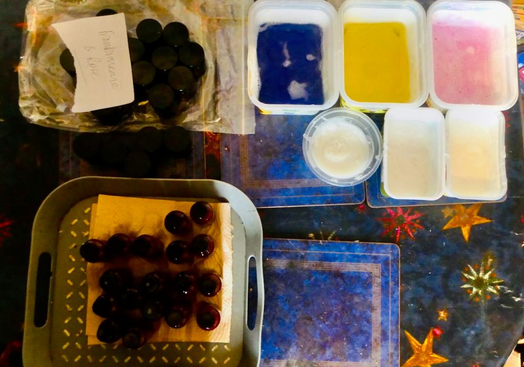 Manufacture of smellies, 29/12/25