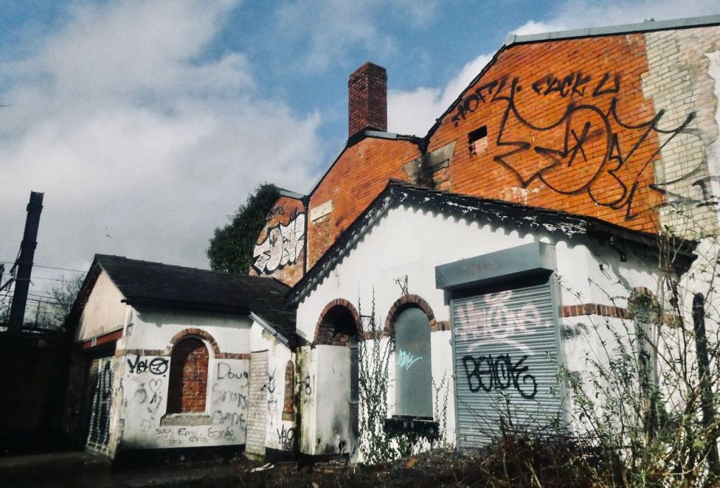 Derelict pub, 28/2/26