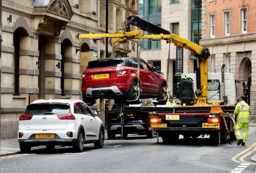 Car removal, 21/5/26