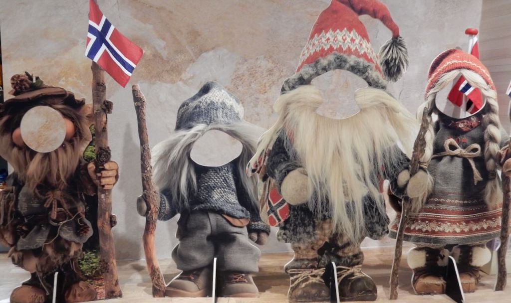 Trolls, 17/6/26