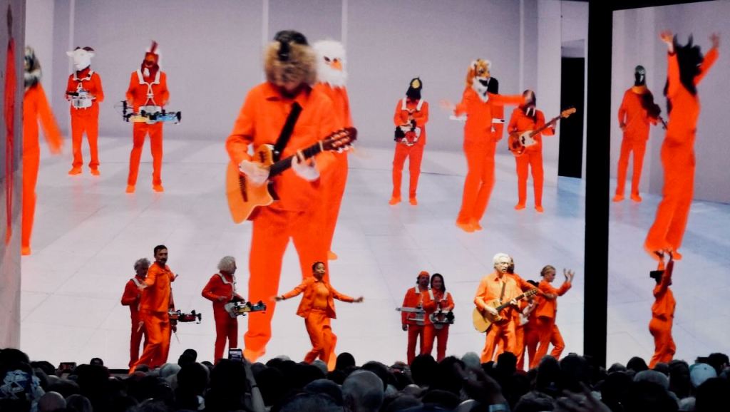 David Byrne, 18/7/26