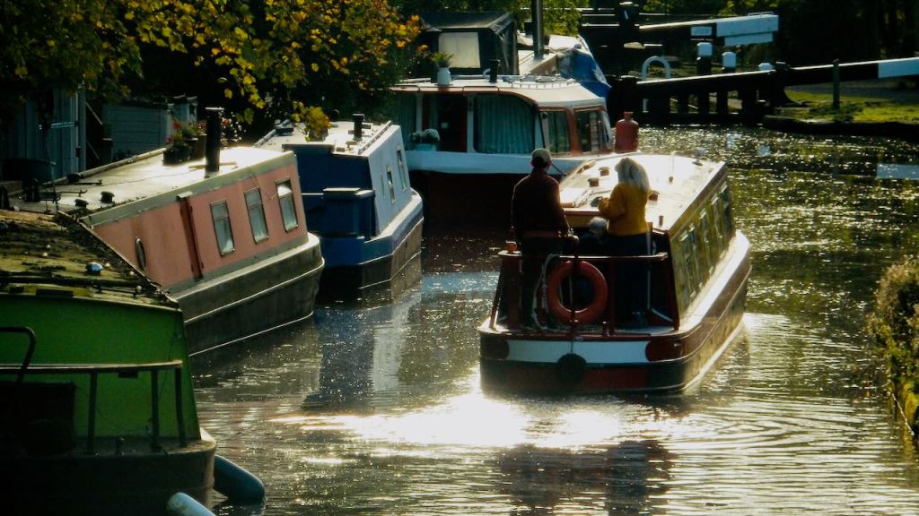 Sunday barge, 18/10/26